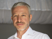 Dr. Luca Bello