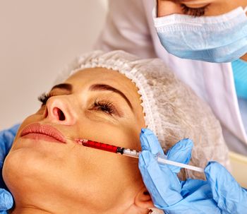 Estetica viso con tossina botulinica
