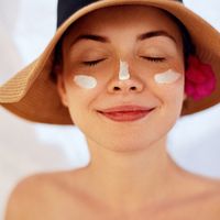 Rigenera la tua pelle dopo l'estate con vitamine e aloe vera