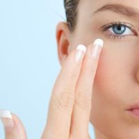 Nuovi trattamenti mini-invasivi per palpebre e contorno occhi