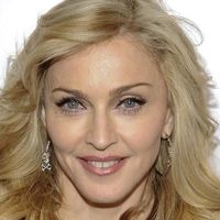 Madonna Lift per rigiovanire lo sguardo