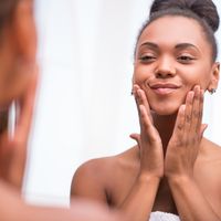 Come prenderti cura della tua pelle quando hai un fototipo scuro o nero