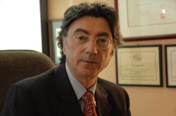 Dr Vincenzo Gambino