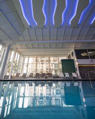 Des Iles Medical SPA Piscina Interna Spa