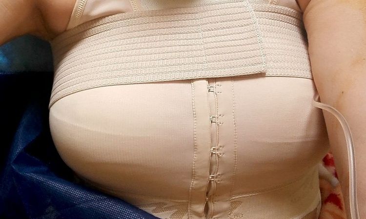 100134