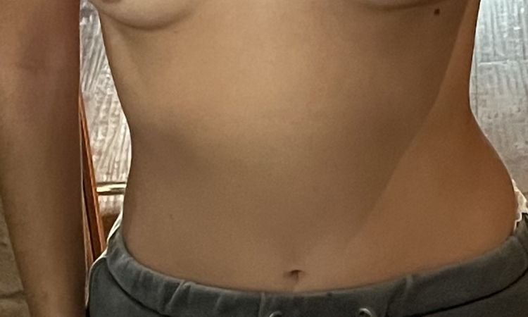 143132