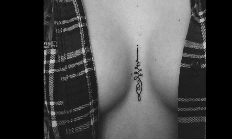 Tatuaggio sterno dopo mastoplastica? - 17991