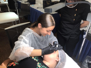 Come si realizza il microblading