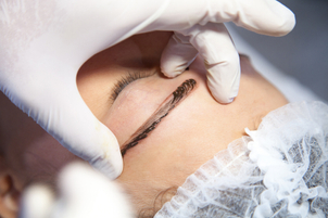 Come si fa il microblading