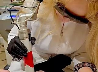 Dott.ssa Cornelia Florea Eliminazione di tatuaggio con tecnologia Q-Switch