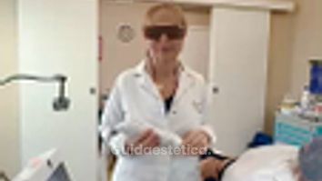 Dott.ssa Cornelia Florea Tratamiento facial con carbón