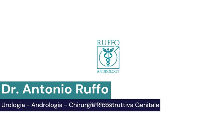 DERMOLIPECTOMIA IN PAZIENTE CON SEVERO LICHEN SCLEROSUS - Dott. Antonio Ruffo
