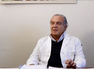 Il Prof. Giorgio De Santis