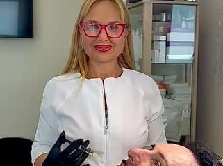 Dott.ssa Cornelia Florea Rivitalizzazione del contorno occhi